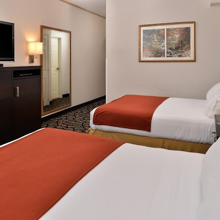 Holiday Inn Express & Suites Tacoma South - Lakewood By Ihg Eksteriør bilde