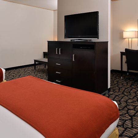 Holiday Inn Express & Suites Tacoma South - Lakewood By Ihg Eksteriør bilde