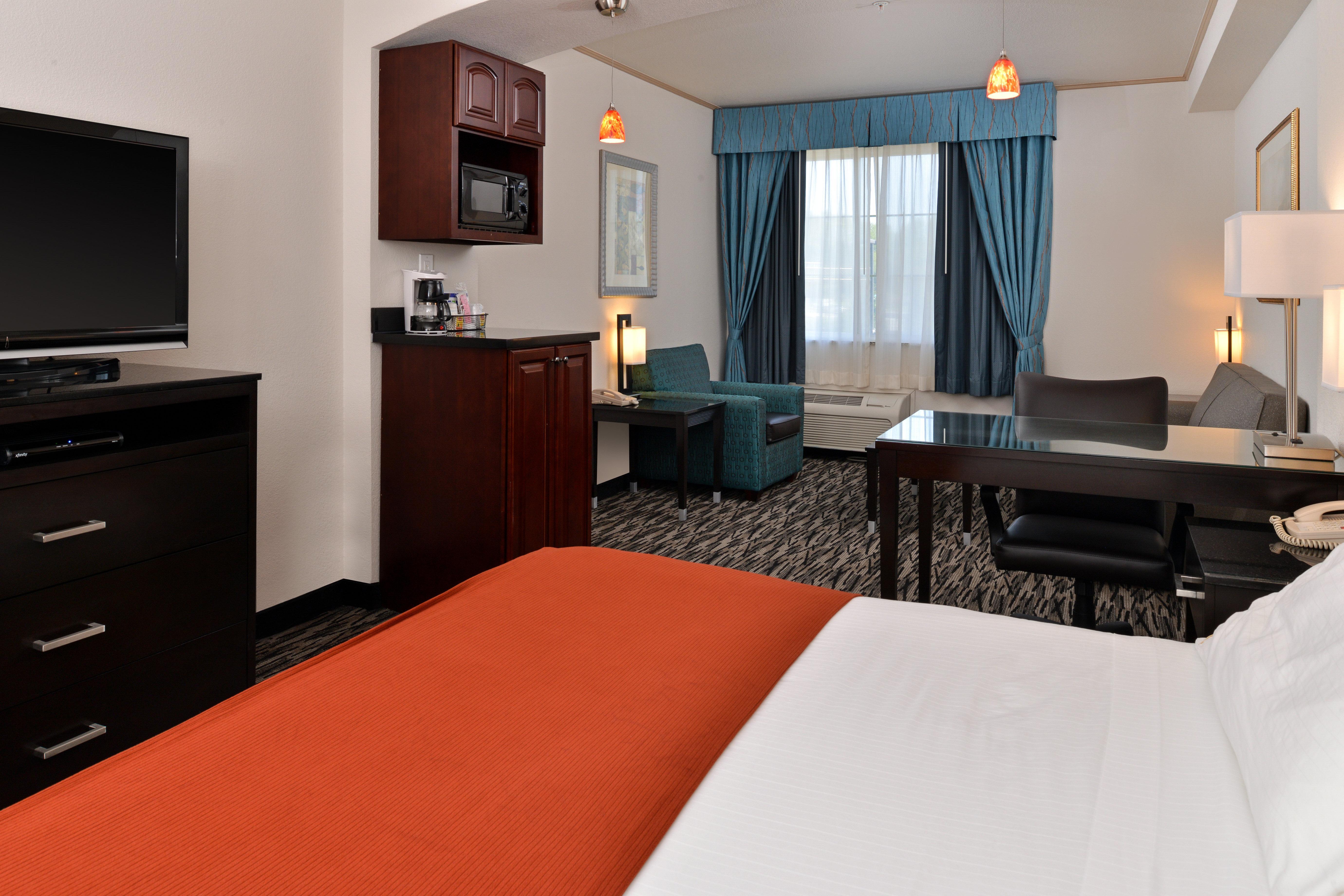 Holiday Inn Express & Suites Tacoma South - Lakewood By Ihg Eksteriør bilde