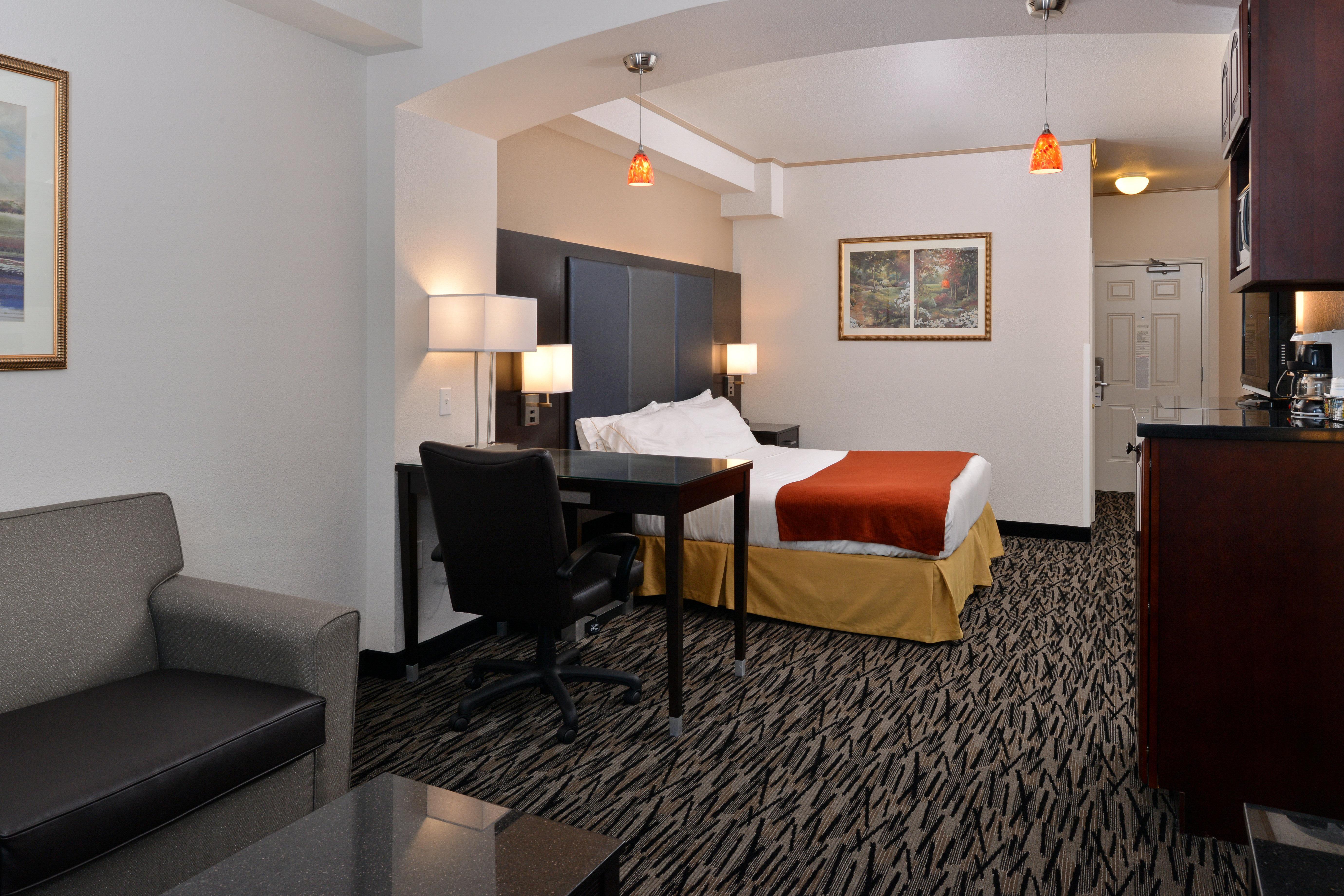 Holiday Inn Express & Suites Tacoma South - Lakewood By Ihg Eksteriør bilde
