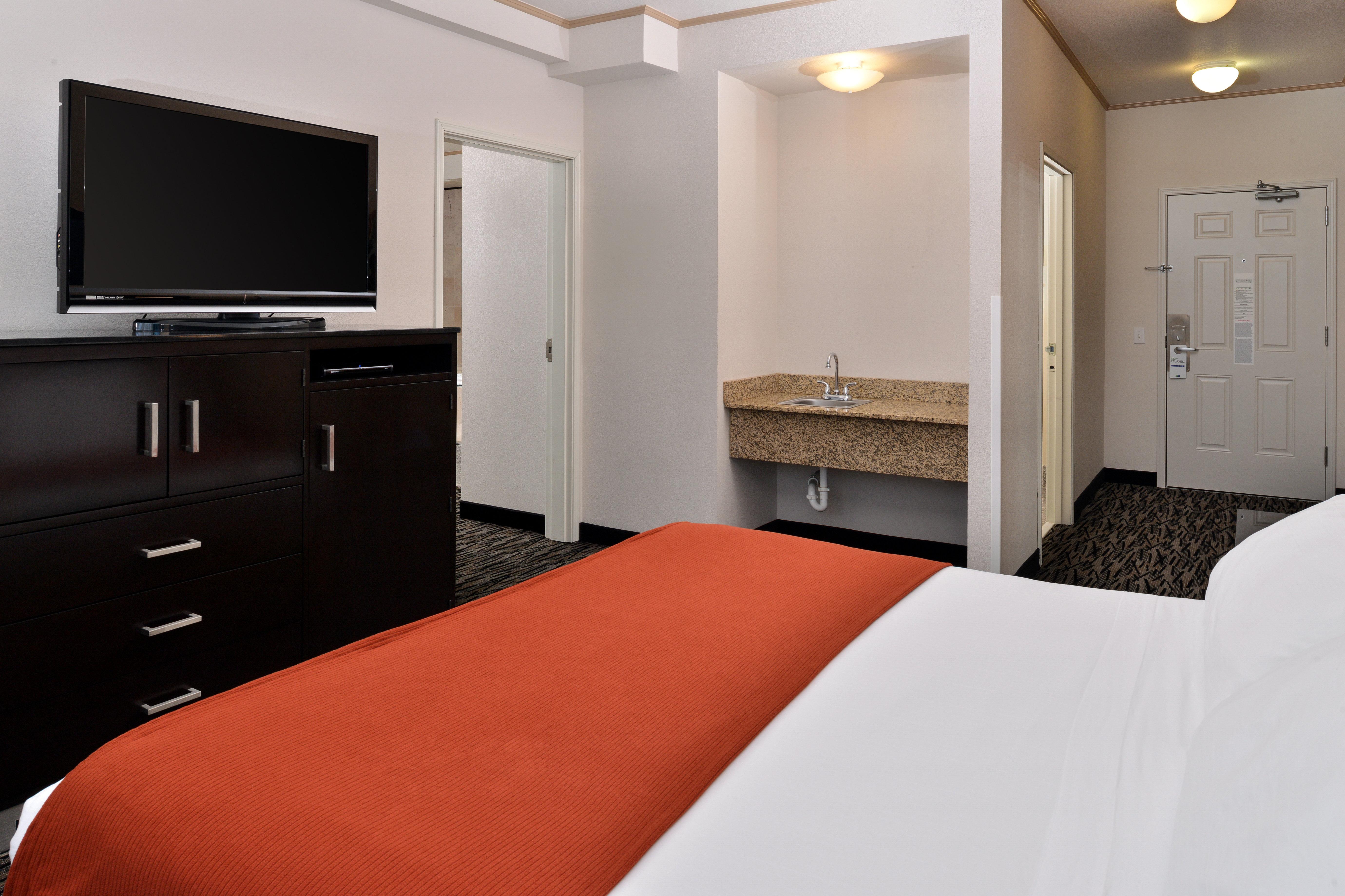 Holiday Inn Express & Suites Tacoma South - Lakewood By Ihg Eksteriør bilde