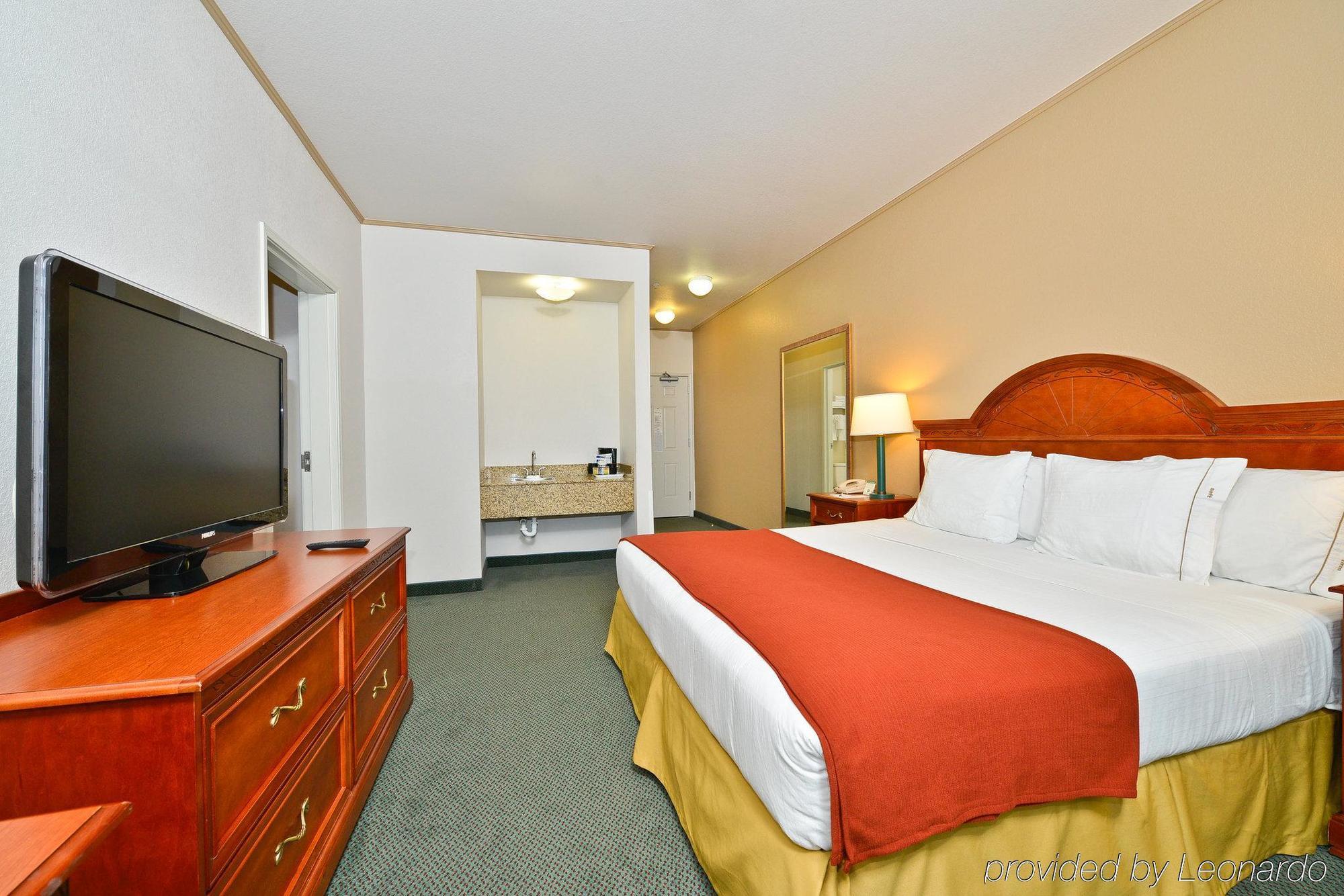 Holiday Inn Express & Suites Tacoma South - Lakewood By Ihg Eksteriør bilde