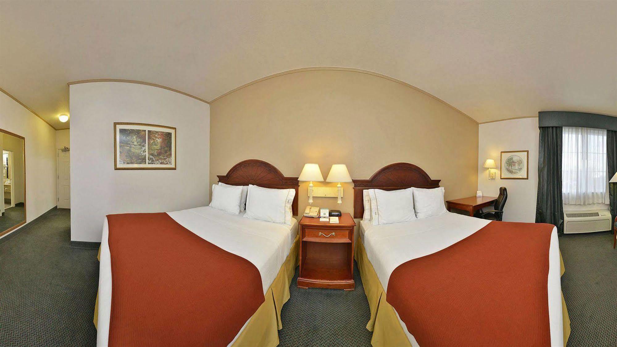 Holiday Inn Express & Suites Tacoma South - Lakewood By Ihg Eksteriør bilde